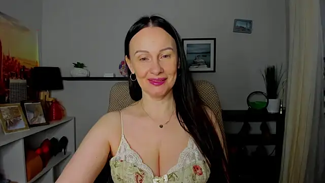 Snapshot of Velvet_Jasmine chatting on November 6, 2025, 6:39 am Velvet Jasmine online show from November 6, 2025, 6:39 am