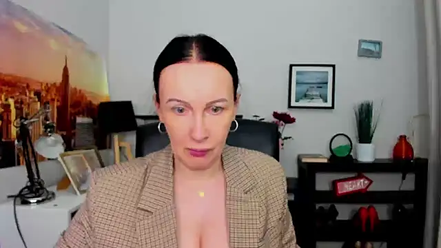 Snapshot of Velvet_Jasmine chatting on September 30, 2025, 5:24 am Velvet Jasmine online show from September 30, 2025, 5:24 am