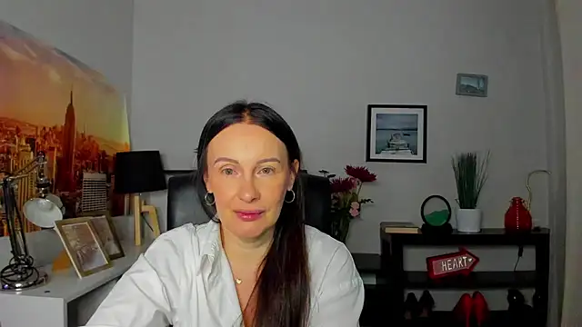 Snapshot of Velvet_Jasmine chatting on October 1, 2025, 5:23 am Velvet Jasmine online show from October 1, 2025, 5:23 am