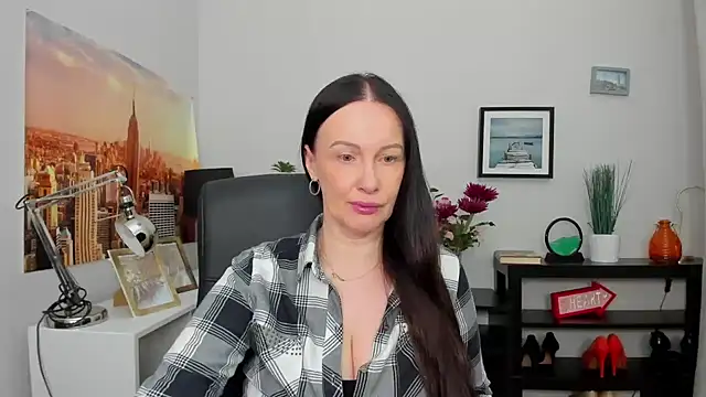 Snapshot of Velvet_Jasmine chatting on October 7, 2025, 5:41 am Velvet Jasmine online show from October 7, 2025, 5:41 am