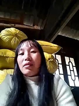 miss-su online show from December 1, 2025, 2:01 am