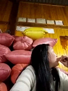 miss-su online show from February 17, 2026, 2:20 am