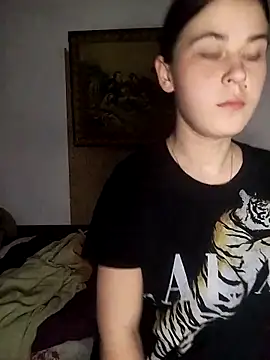 ToryTayler online show from April 23, 2026, 9:05 pm