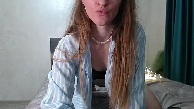 Snapshot of Liltightbabe chatting on October 18, 2025, 2:30 pm Liltightbabe online show from October 18, 2025, 2:30 pm