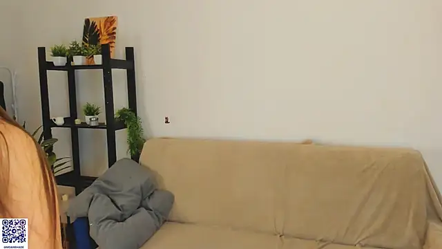 BlurryWish online show from November 26, 2025, 2:28 pm