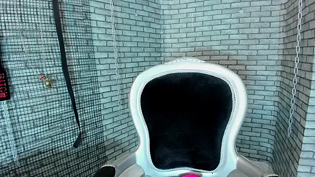 Briana 24 online show from March 3, 2026, 7:21 pm