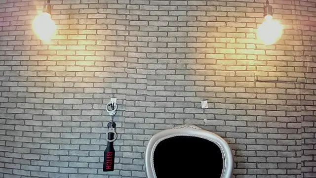 Briana 24 online show from January 12, 2026, 7:20 pm