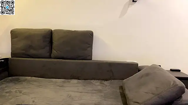 Snapshot of speed_god chatting on October 31, 2025, 9:54 pm speed god online show from October 31, 2025, 9:54 pm