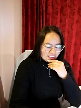 Daliz Leon online show from November 7, 2025, 12:26 am