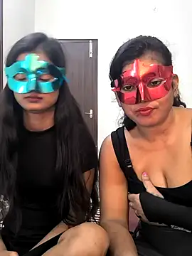 your chandni04 online show from December 18, 2025, 7:57 am