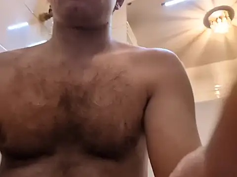 MC353535 online show from December 20, 2025, 9:39 pm