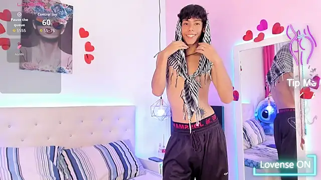 Snapshot of Thedoll_ethan7 chatting on September 9, 2025, 8:18 pm Thedoll ethan7 online show from September 9, 2025, 8:18 pm