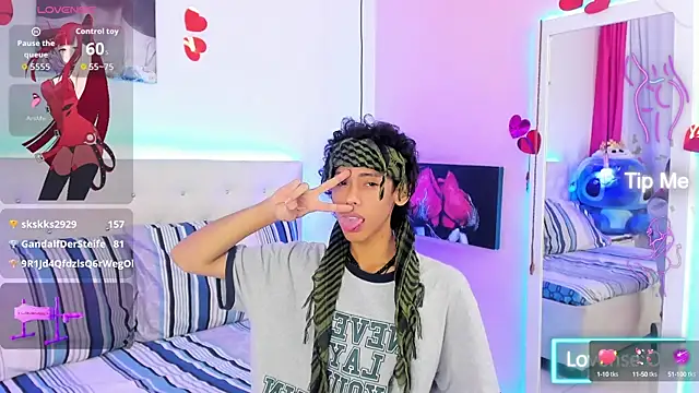 Snapshot of Thedoll_ethan7 chatting on September 18, 2025, 7:39 pm Thedoll ethan7 online show from September 18, 2025, 7:39 pm