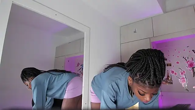 Snapshot of Stefannyevans_ chatting on December 18, 2025, 1:04 pm Stefannyevans online show from December 18, 2025, 1:04 pm