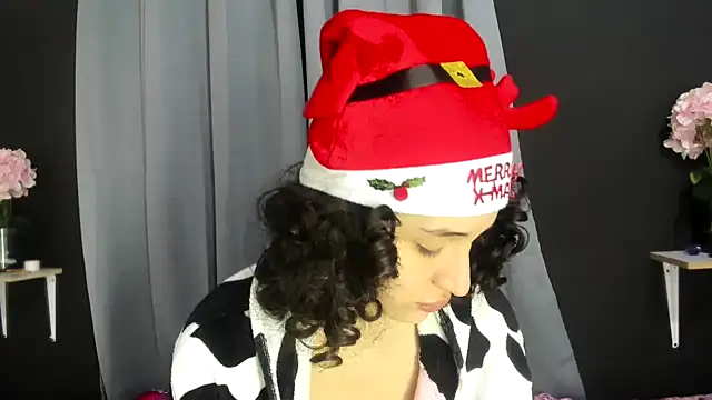 TeensNews18 online show from December 22, 2025, 12:16 pm