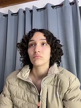 Snapshot of TeensNews18 chatting on February 13, 2026, 11:43 am TeensNews18 online show from February 13, 2026, 11:43 am