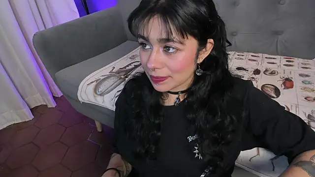 Snapshot of flower_smith_ chatting on March 4, 2026, 11:51 am flower smith online show from March 4, 2026, 11:51 am