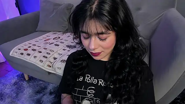 flower smith  online show from March 12, 2026, 11:58 am