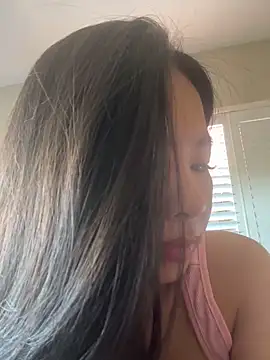 KaraMeii online show from September 9, 2025, 4:22 am