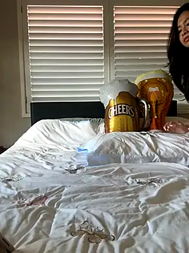 KaraMeii online show from September 21, 2025, 4:17 am