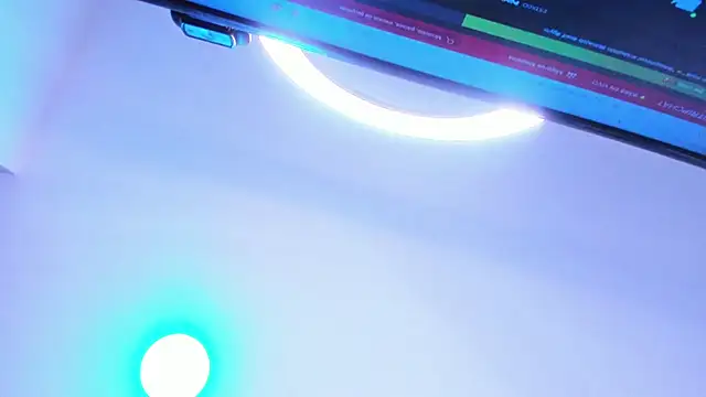 Snapshot of Dulceemia_ chatting on November 5, 2025, 7:28 pm Dulceemia online show from November 5, 2025, 7:28 pm