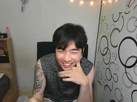 moaman190 online show from October 25, 2025, 5:46 pm