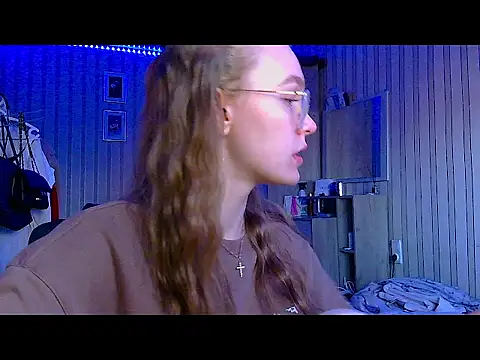 bellameow88 online show from November 17, 2025, 9:02 am