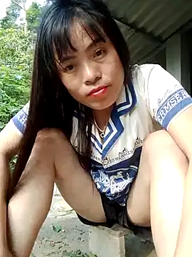 Snapshot of Maymay0033 chatting on April 4, 2026, 1:01 am Maymay0033 online show from April 4, 2026, 1:01 am