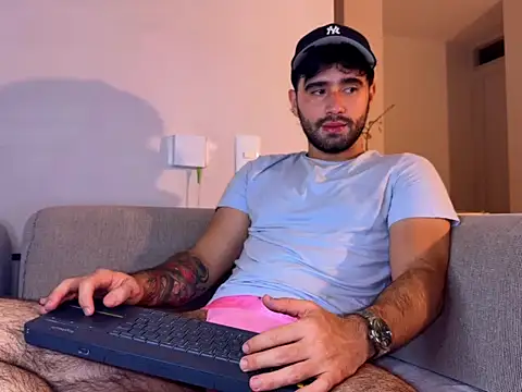 zack sullivan22 online show from November 27, 2025, 3:29 am