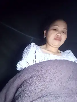  YooY  online show from October 6, 2025, 9:59 pm