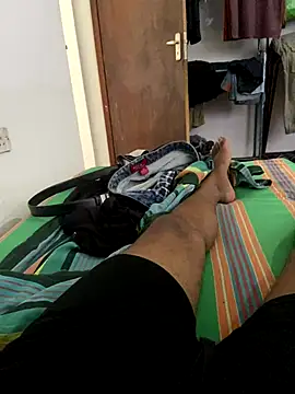 Snapshot of Senurak99 chatting on November 17, 2025, 6:17 am Senurak99 online show from November 17, 2025, 6:17 am