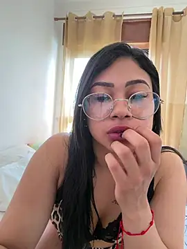 Tigresa23 online show from May 22, 2026, 1:31 pm