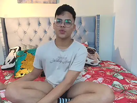 stewart mateo  online show from November 15, 2025, 2:04 am