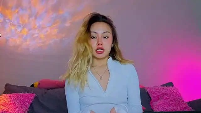 baobei03 online show from February 24, 2026, 12:06 pm