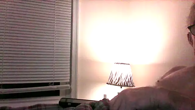 Snapshot of marcie2963 chatting on December 4, 2025, 3:05 am marcie2963 online show from December 4, 2025, 3:05 am