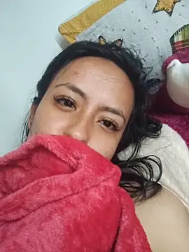 Queen Ashly online show from December 21, 2025, 8:42 pm