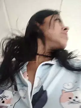 Snapshot of Queen_Ashly chatting on November 9, 2025, 4:55 pm Queen Ashly online show from November 9, 2025, 4:55 pm