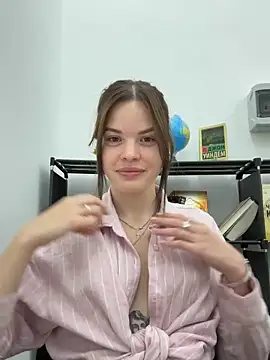 SMELLSEX online show from April 3, 2026, 7:53 pm