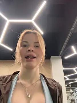 Snapshot of SMELLSEX chatting on January 13, 2026, 7:40 pm SMELLSEX online show from January 13, 2026, 7:40 pm