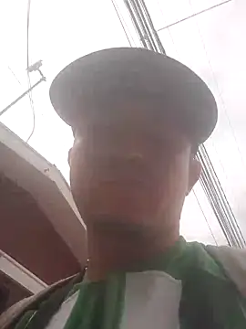 Snapshot of Loquendo2201 chatting on September 11, 2025, 10:10 pm Loquendo2201 online show from September 11, 2025, 10:10 pm