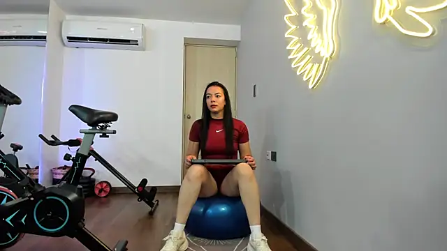 hillary chen online show from September 25, 2025, 12:00 pm