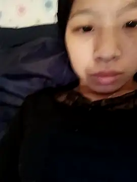 jingjing005 online show from November 9, 2025, 10:52 am