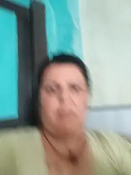 Snapshot of Jann_Riya333 chatting on September 20, 2025, 4:28 am Jann Riya333 online show from September 20, 2025, 4:28 am