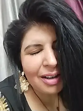 Snapshot of Jann_Riya333 chatting on May 12, 2026, 9:26 am Jann Riya333 online show from May 12, 2026, 9:26 am
