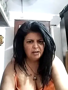 Snapshot of Jann_Riya333 chatting on April 18, 2026, 1:52 am Jann Riya333 online show from April 18, 2026, 1:52 am