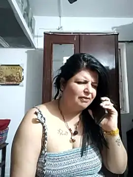 Snapshot of Jann_Riya333 chatting on January 19, 2026, 1:53 am Jann Riya333 online show from January 19, 2026, 1:53 am