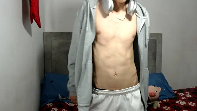 dylann ross online show from February 21, 2026, 12:01 am