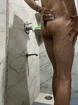 charlie xxxsexy online show from April 11, 2026, 6:54 am