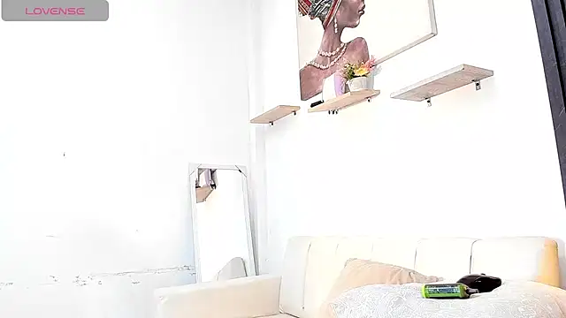 Gabrielaa Miller  online show from October 23, 2025, 7:23 pm