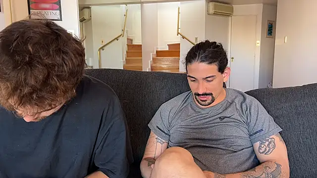 Snapshot of lenruy chatting on October 26, 2025, 7:47 pm lenruy online show from October 26, 2025, 7:47 pm